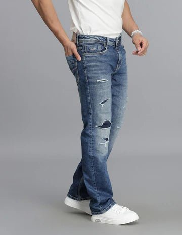 ROOKIES Men's Med Blue 5 Pocket Midrise, Comfort And Straight Fit Jeans