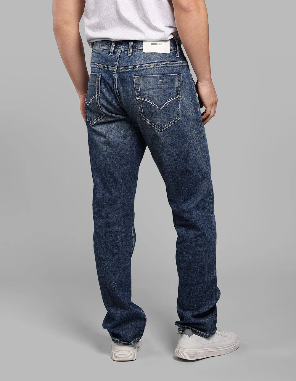 ROOKIES  Charcoal Midrise, Comfort And Straight Fit Stretch Jeans