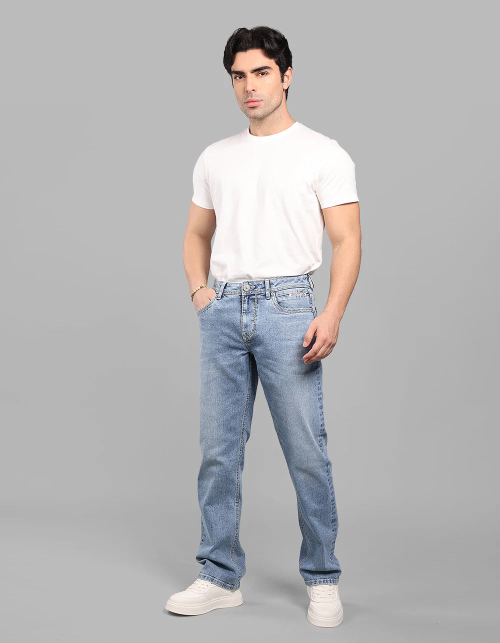ROOKIES Light Blue Midrise, Comfort And Straight Crop Length Stretch Jeans