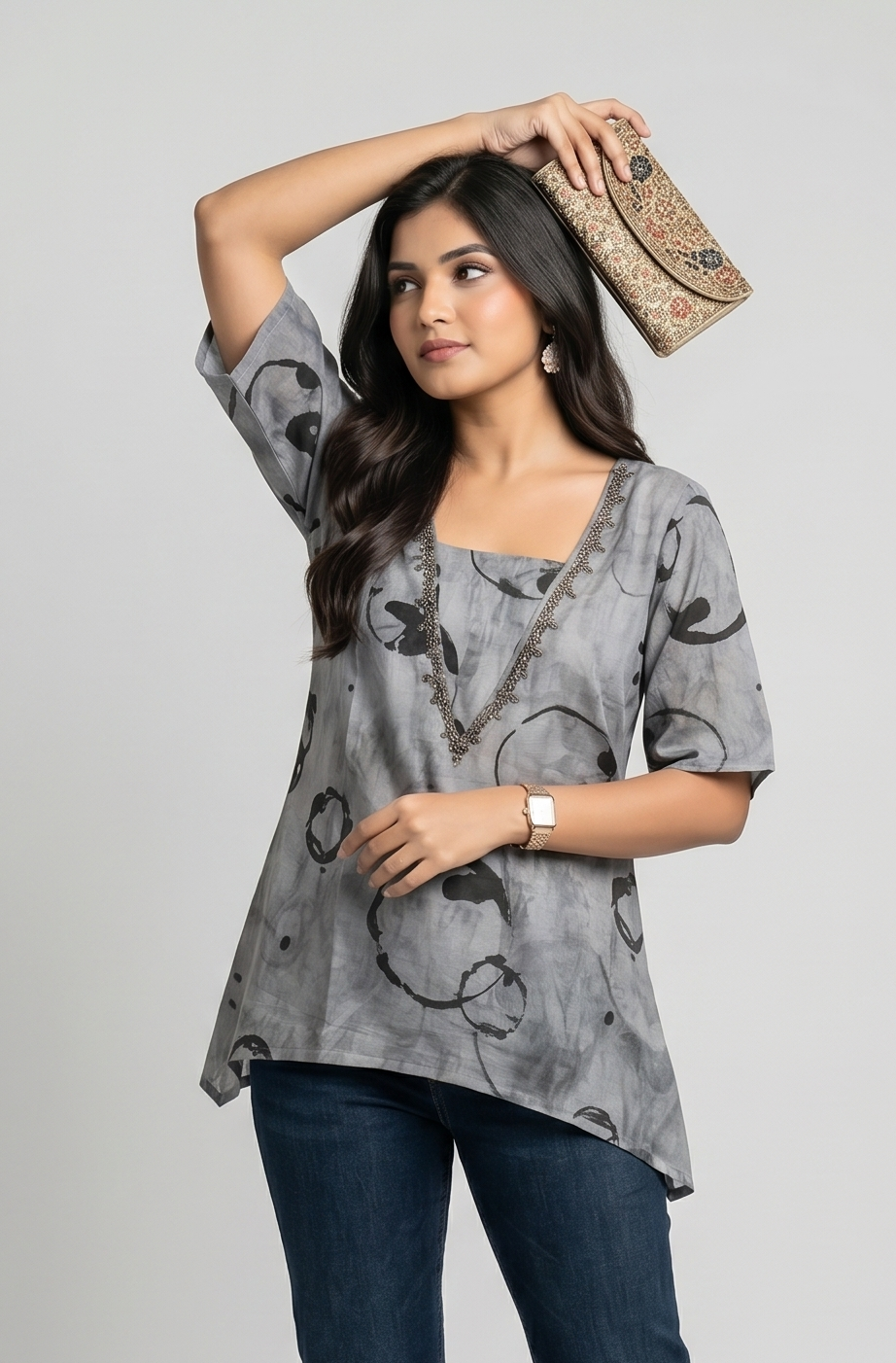 SHECZZAR WOMEN's Top