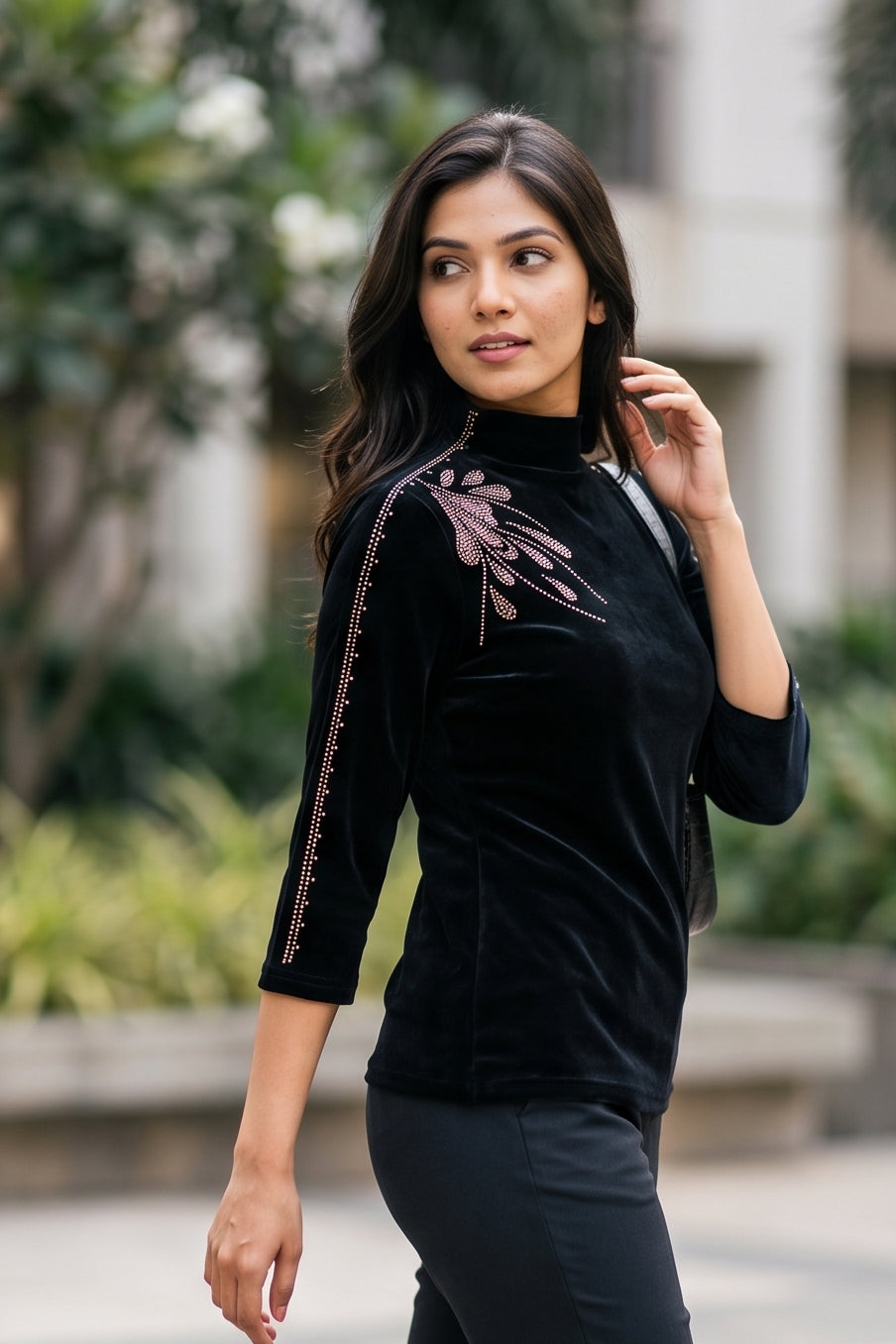 MASK WOMEN's TOP