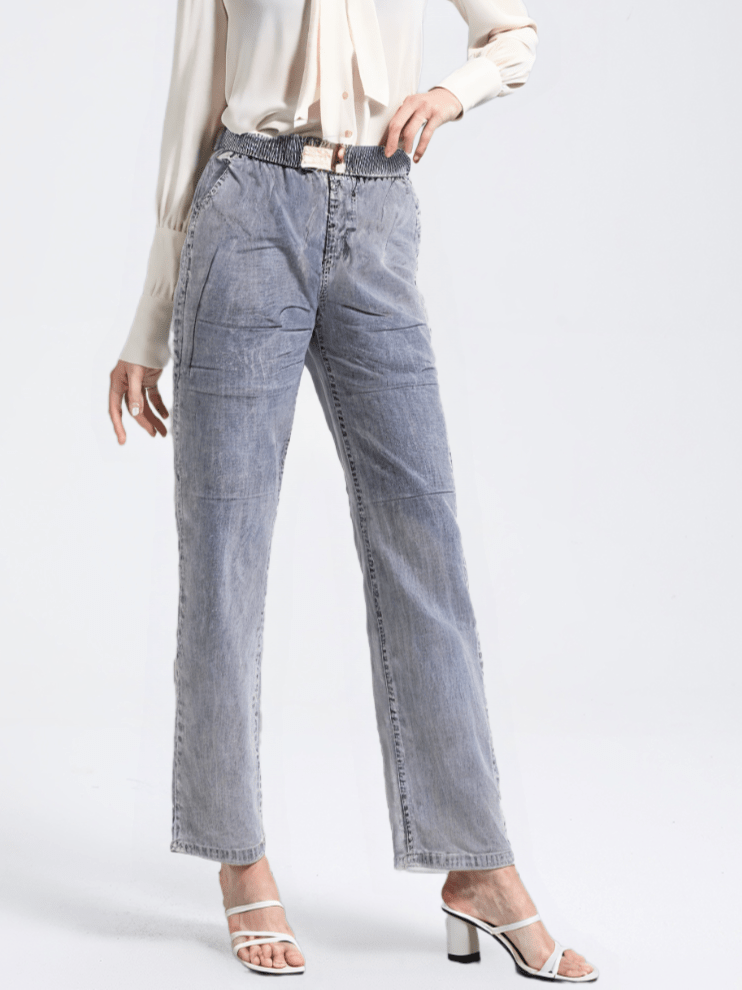 Women's Straight-Fit Qlot