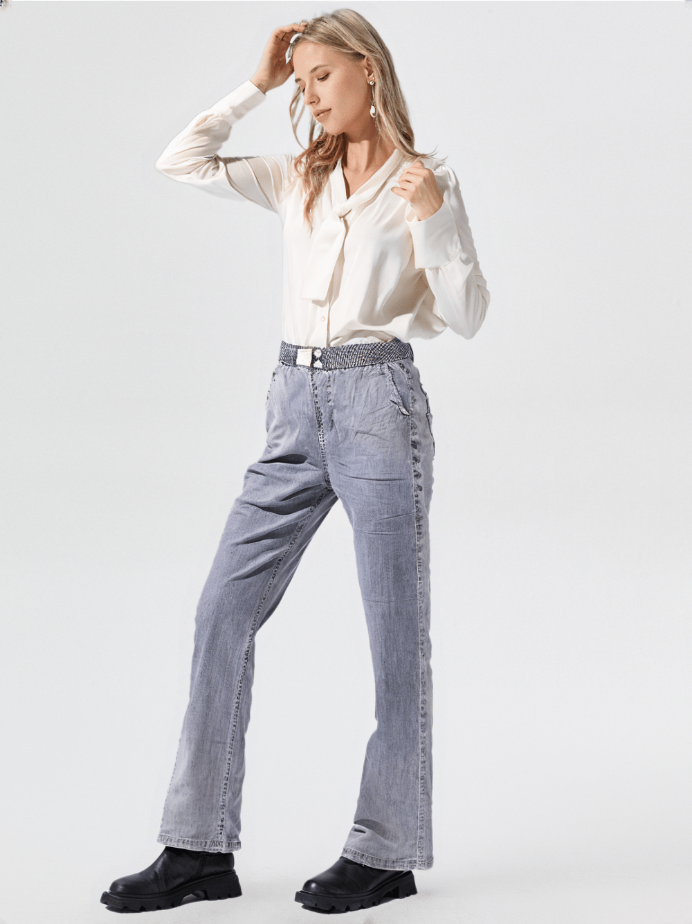 Women's Straight-Fit Qlot