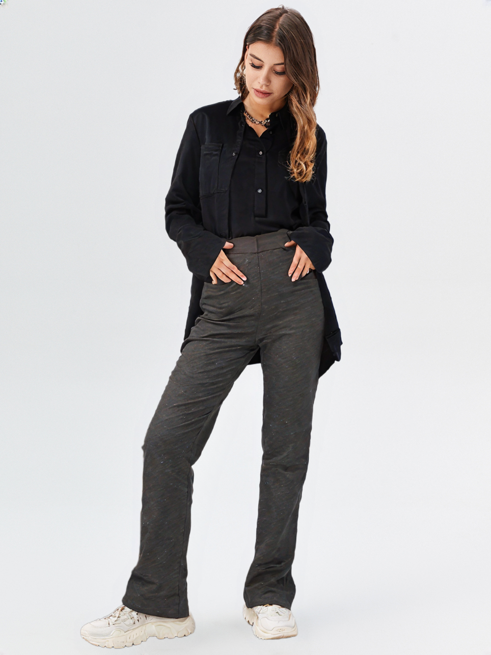 Women's Black Straight-fit Jeggings