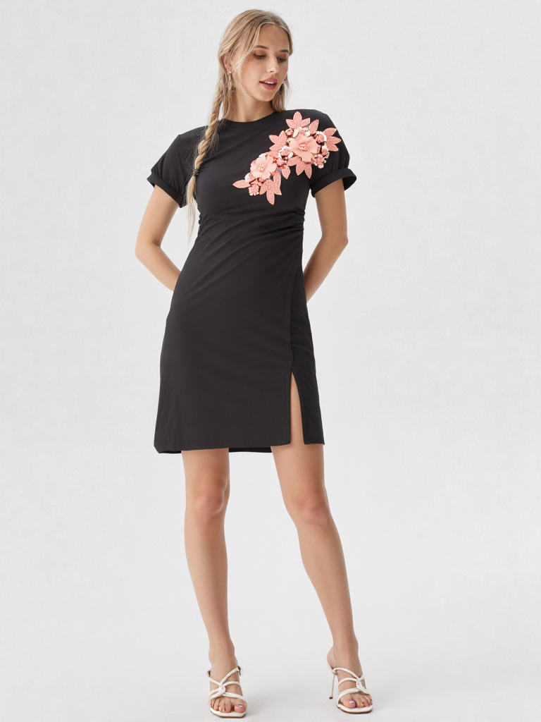 Women's Elegant Tunic Dress with Floral Appliqué