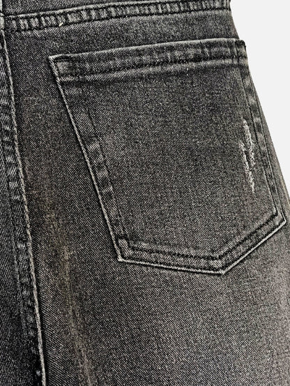 Women’s straight fit jean